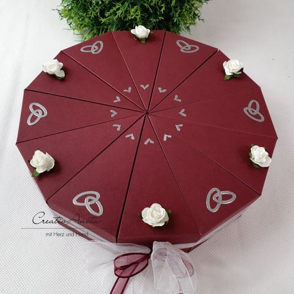 Schachteltorte 2-stöckig mit Herzen & Rosen - Geldgeschenk Hochzeit geprägt in BORDEAUX-WEISS